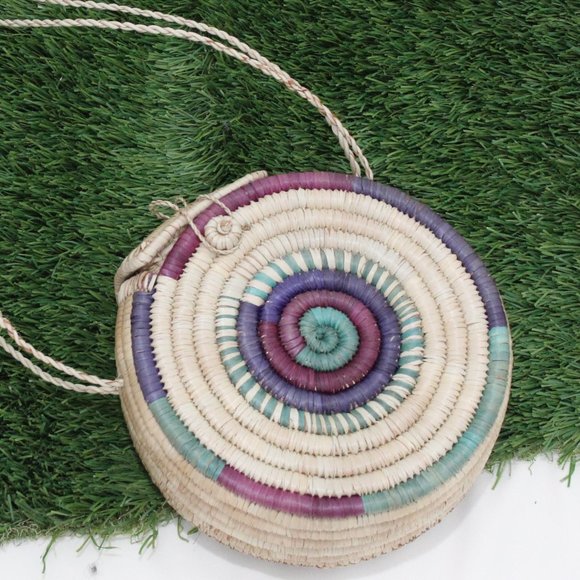 Handmade Round Rattan Shoulder bag - Picture 2 of 2